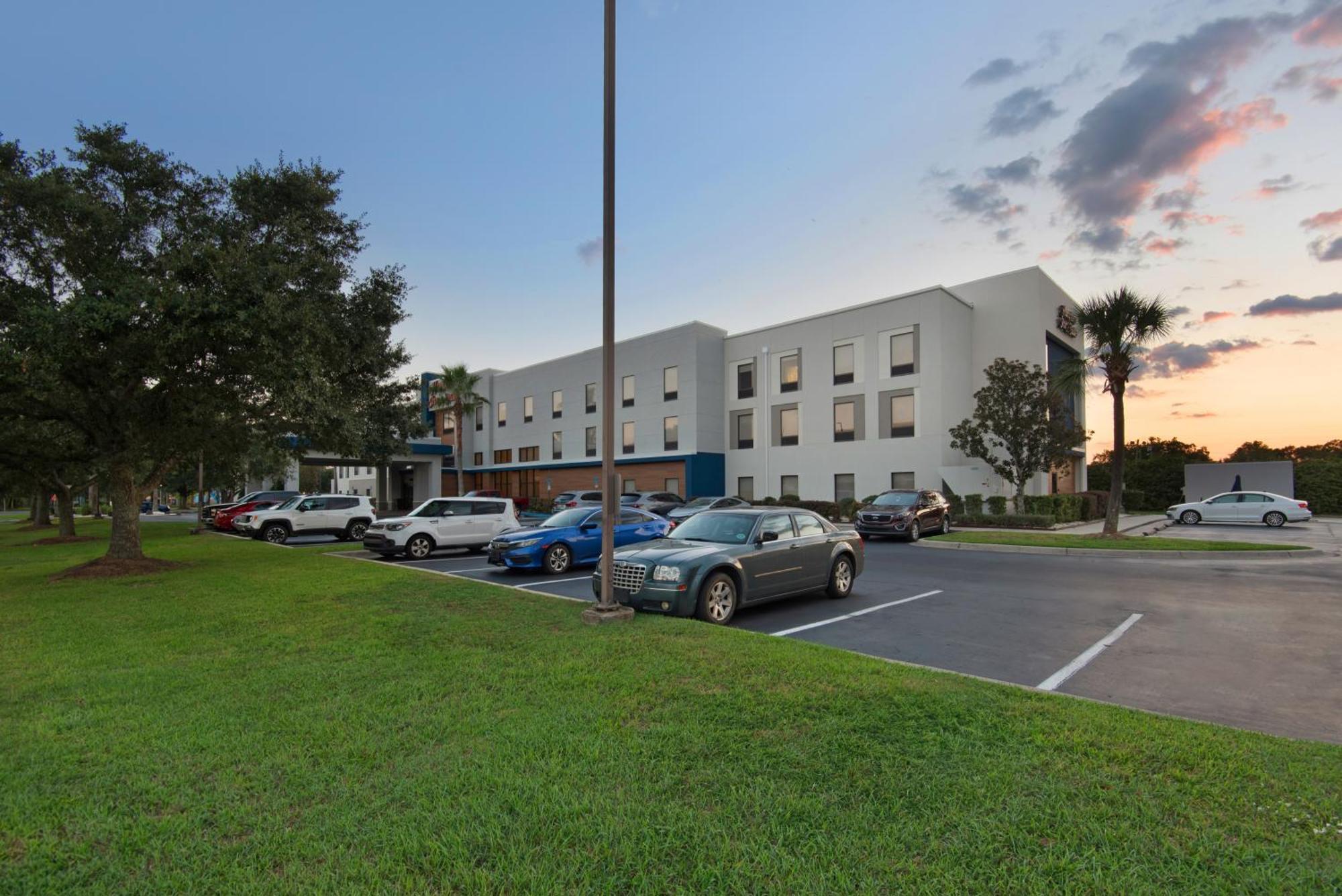 Hampton Inn & Suites Pensacola I-10 N At University Town Plaza Exterior foto